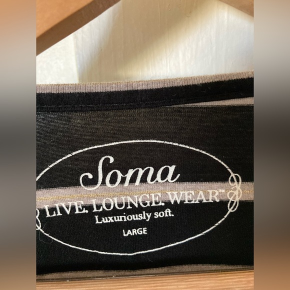 Soma luxuriously soft Large night shirt loungewear long sleeve metallic striped - Picture 3 of 8